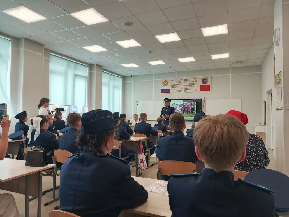 Кадеты казачьего класса ГБОУ № 475 в День знаний, фото 4