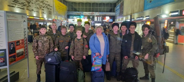 Команда кадетов школы № 475 перед поездкой в Волгоград